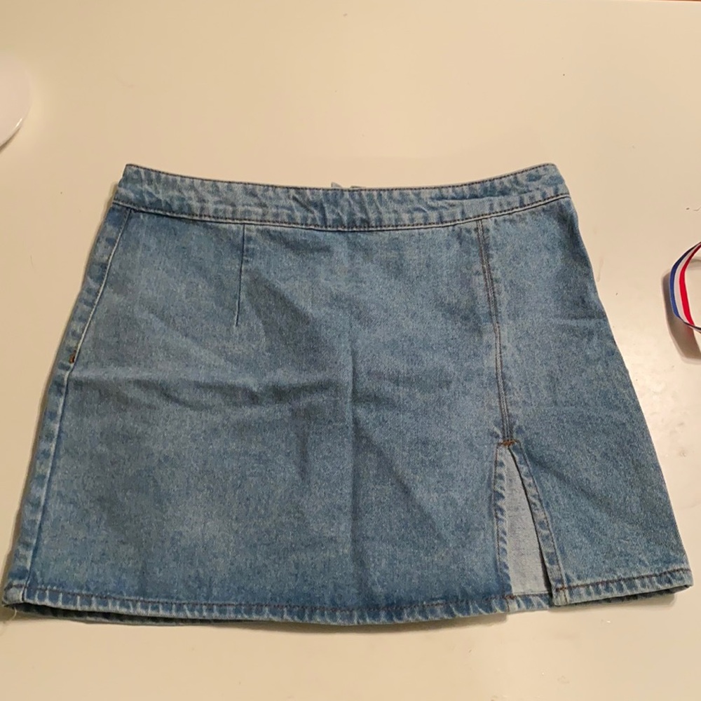 princess polly denim skirt with slit in the leg